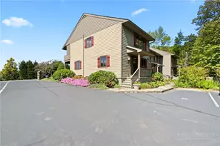 107 Mayview Manor Ct, Blowing Rock, NC 28605 - Photo 2