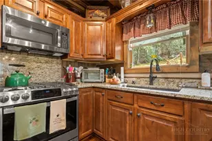 117 Deelani Trail, Fleetwood, NC 28626 - Photo 12