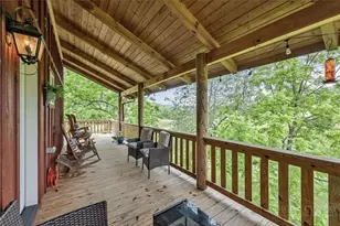 218 Cherokee Cir, Jefferson, NC 28640 - Photo 10