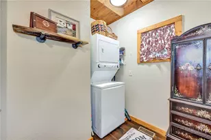 218 Cherokee Cir, Jefferson, NC 28640 - Photo 24