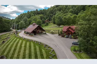 7277 Beech Mountain Road, Elk Park, NC 28622 - Photo 18