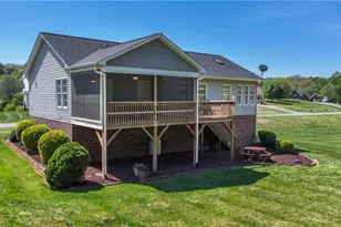 164 Mahogany Ct, Wilkesboro, NC 28697 - Photo 12