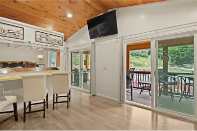 1001 Beech Mountain Parkway, Beech Mountain, NC 28604 - Photo 32