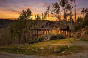 123 River Spg, Sugar Grove, NC 28679 - Photo 4