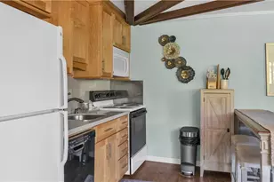 315 Timber Ridge Rd, Sugar Mountain, NC 28604 - Photo 6