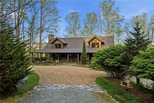 151 Man O War S, Vilas, NC 28692 - Photo 4