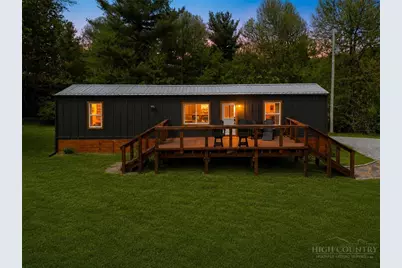 9050 Pittmans Gap Road, Newland, NC 28657 - Photo 2