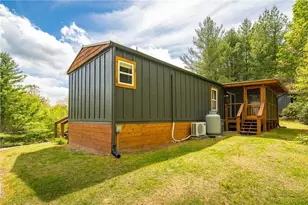 9050 Pittmans Gap Rd, Newland, NC 28657 - Photo 30