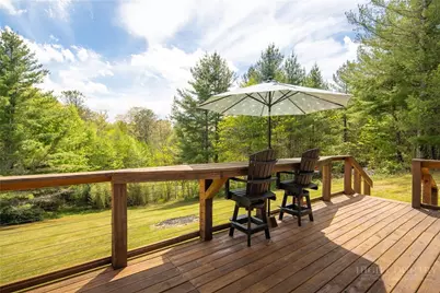 9050 Pittmans Gap Road, Newland, NC 28657 - Photo 10