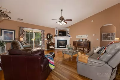 611 Briar Creek Drive, North Wilkesboro, NC 28659 - Photo 8