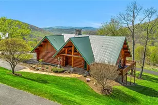 114 Elk Crossing Dr, Todd, NC 28684 - Photo 2