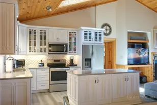 230 Twin Ponds Rd, Banner Elk, NC 28604 - Photo 14
