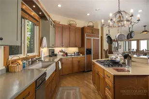 200 Longview Dr, Blowing Rock, NC 28605 - Photo 14
