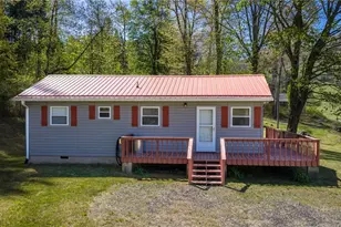 455 Gaither Poe Rd, Laurel Springs, NC 28644 - Photo 6