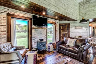972 W Deep Ford Rd, Lansing, NC 28643 - Photo 6