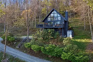 429 Green Cove Rd, Sugar Mountain, NC 28604 - Photo 4