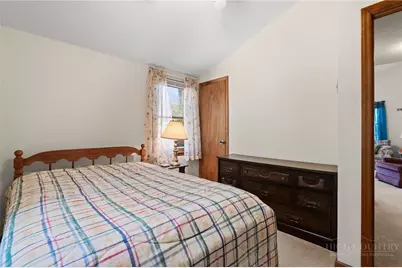 8977 Rose Hollow Avenue, Newland, NC 28657 - Photo 12