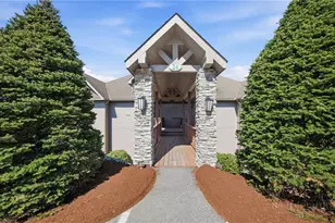 743 Craggy Pointe, Sugar Mountain, NC 28604 - Photo 6