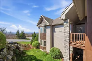 743 Craggy Pointe, Sugar Mountain, NC 28604 - Photo 4