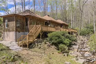 426 Cook Town Rd, Bakersville, NC 28705 - Photo 6