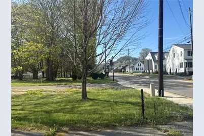 22 N. Jefferson Avenue, West Jefferson, NC 28694 - Photo 12