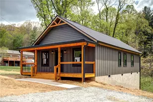 80 Atwood St, Sparta, NC 28675 - Photo 4