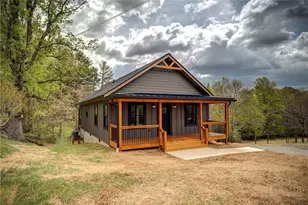 80 Atwood St, Sparta, NC 28675 - Photo 2