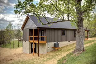 80 Atwood St, Sparta, NC 28675 - Photo 10
