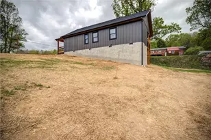 80 Atwood St, Sparta, NC 28675 - Photo 6