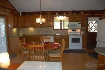 61 Dew Drop Loop, Newland, NC 28657 - Photo 6