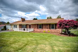 175 Sunset Dr, Sparta, NC 28675 - Photo 2