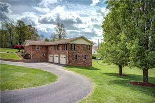 175 Sunset Dr, Sparta, NC 28675 - Photo 8