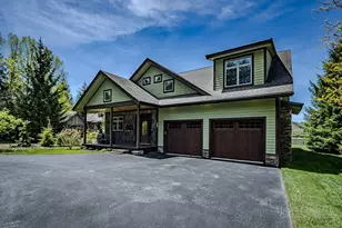 214 Pasture Ln, Banner Elk, NC 28604 - Photo 2