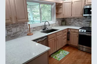 70 Tulip Lane, Newland, NC 28657 - Photo 8
