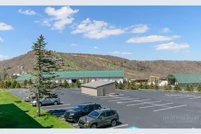 301 Pinnacle Inn Road #2204, Beech Mountain, NC 28604 - Photo 4