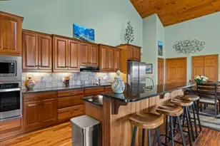 559 Banner Grande Ln, Banner Elk, NC 28604 - Photo 6