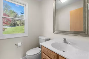 222 Sorrento Dr, Blowing Rock, NC 28605 - Photo 10