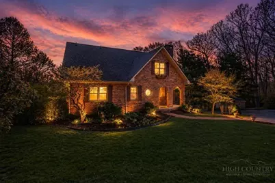 222 Sorrento Drive, Blowing Rock, NC 28605 - Photo 2