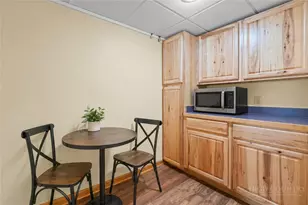 222 Sorrento Dr, Blowing Rock, NC 28605 - Photo 26