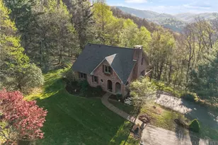 222 Sorrento Dr, Blowing Rock, NC 28605 - Photo 2