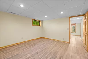 222 Sorrento Dr, Blowing Rock, NC 28605 - Photo 20