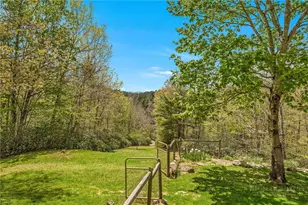 2259 Grassy Creek Rd, Grassy Creek, NC 28631 - Photo 16