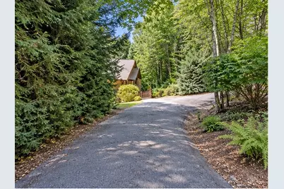 485 Woodlake Loop Road, Elk Park, NC 28622 - Photo 2