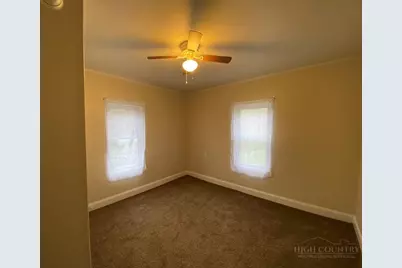 11 E 5th Street, West Jefferson, NC 28694 - Photo 8