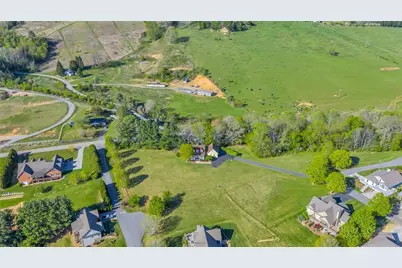 153 Knollview Place, Jefferson, NC 28640 - Photo 4