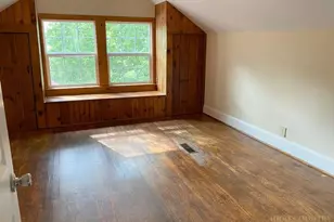 807 Mt Jefferson Rd, West Jefferson, NC 28694 - Photo 12