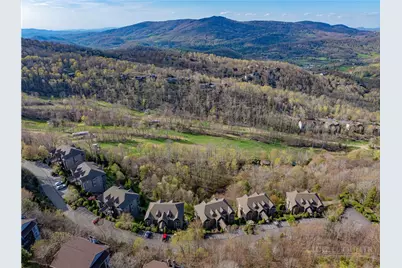 335 Pleasant View Drive #4D, Sugar Mountain, NC 28604 - Photo 36