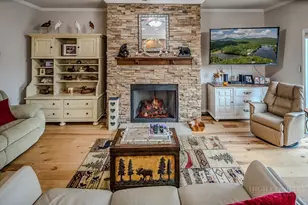 25 Golfview Ln, Newland, NC 28657 - Photo 6