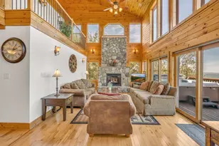 124 W Blueberry Ln, Beech Mountain, NC 28604 - Photo 16