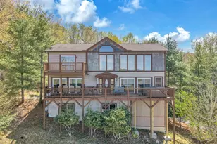 124 W Blueberry Ln, Beech Mountain, NC 28604 - Photo 2